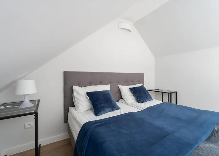 Na Zaglowej 3* 므르제지노