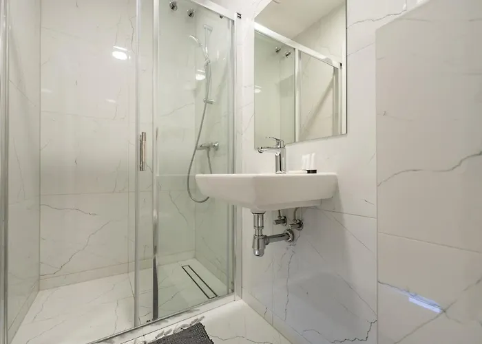 Na Zaglowej 3* ムジェジノ