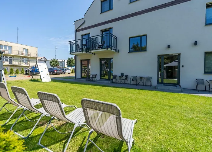 ベッド・アンド・ブレックファスト Na Zaglowej 3*